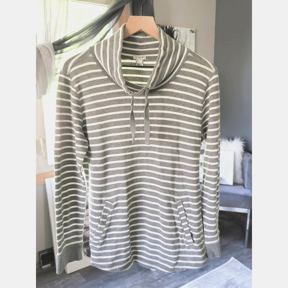 EUC J.Crew Thermal Sweatshirt Top - Large - Picture 2 of 9
